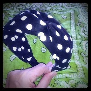 Black and white polka dot head band turban